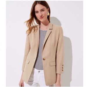 !!!New with tags !!!! Never been worn !! Loft Blazer, 3/4 sleeve. Natural Tan